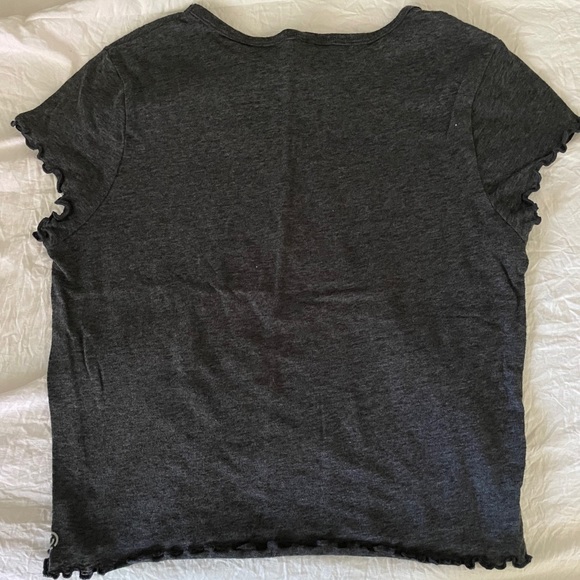 Crop top - Picture 2 of 3